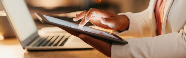 img blog Perpetual vs Subscription Software Licensing What You Need to Know